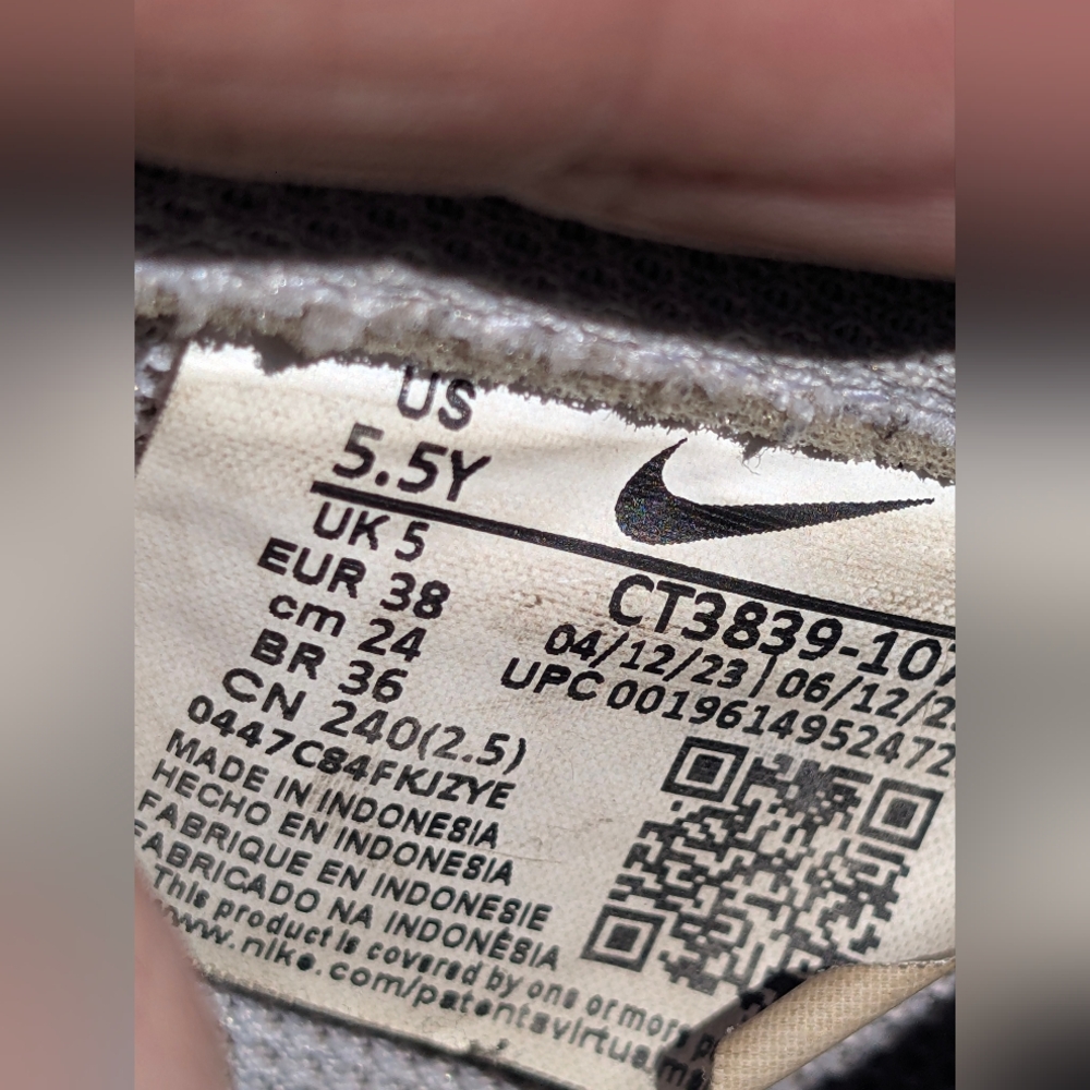 Nike Air Force 1 Low - Picture 7 of 7